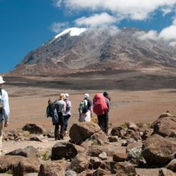 Tanzânia: Subida do Kilimanjaro, a Conquista do Teto de África, e Areais de Zanzibar