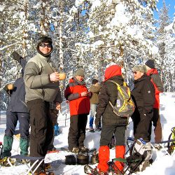 Finlândia: Travessia em Raquetes de Neve e Auroras Boreais na Lapónia