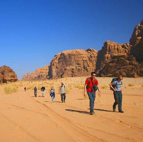 Jordânia: Caminhadas com Beduínos no Deserto Wadi Rum e Petra