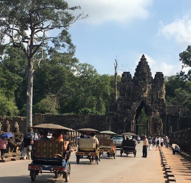 Vietname, Cambodja, Laos: Da Baía de Halong a Angkor Vat, Beatriz Arruda, 2018